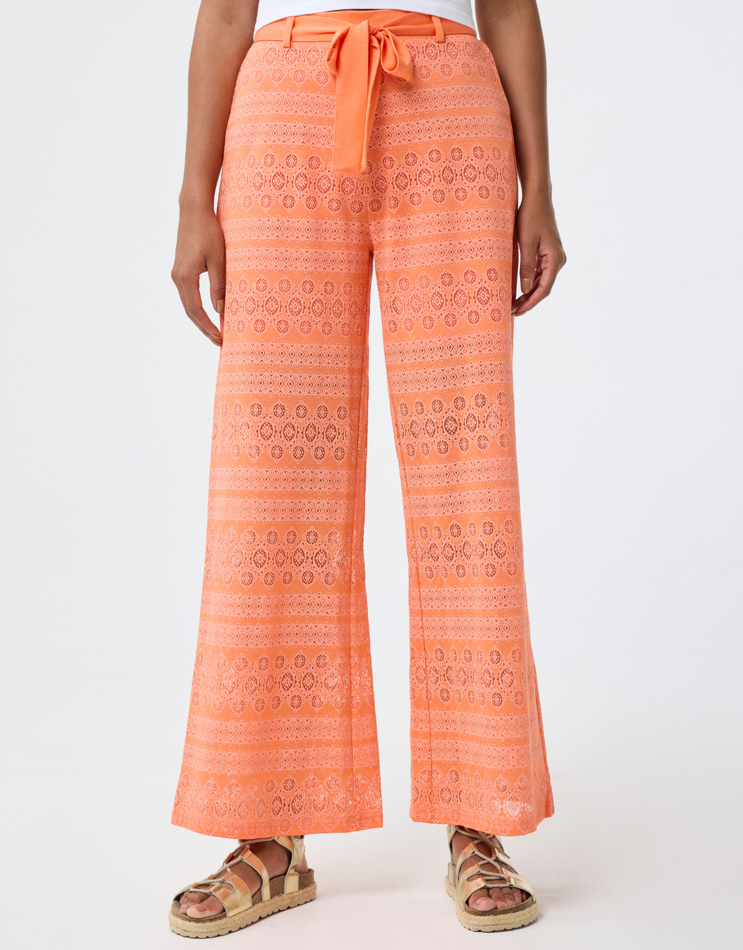 Pantalon en dentelle