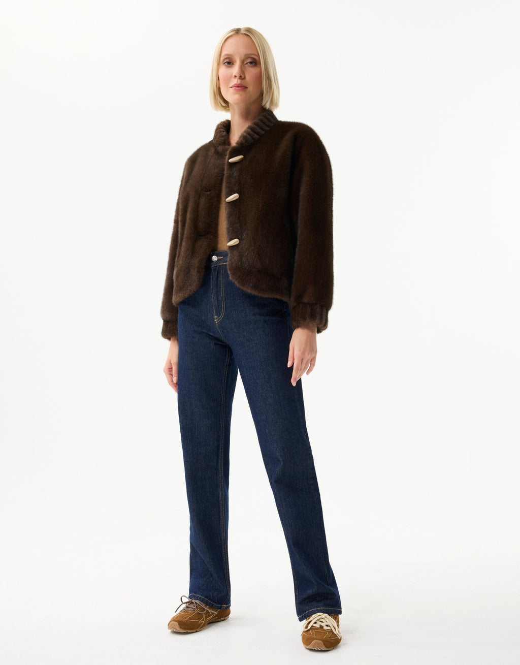 Veste courte en fausse fourrure